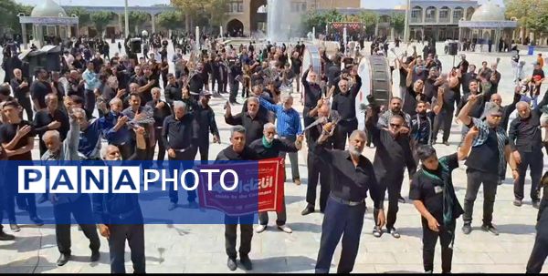 آیین پیاده‌روی جاماندگان اربعین حسینی در منطقه بادرود 