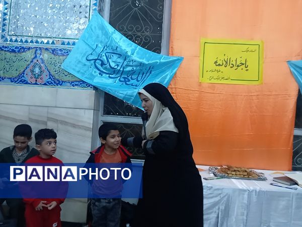 اجرای برنامه هایی زیبا و شاد برای کودکان در شهرستان کاشمر 