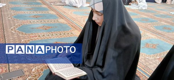 اعتکاف دانش‌آموزان در شهرستان ساوجبلاغ 