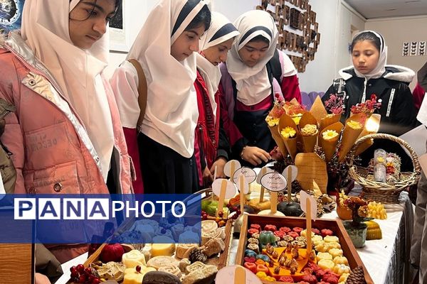 پایان کار نمایشگاه گیاهان دارویی پژوهش‌سرای کاوش کهریزک 