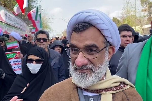 هر حرکتی که موجب تقویت رژیم صهیونیستی شود، حرام شرعی و خلاف قانون اساسی است