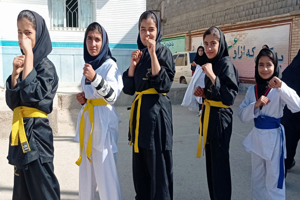 آیین افتتاحیه المپیاد ورزشی درون مدرسه‌ای در مدرسه فردوس شهرک