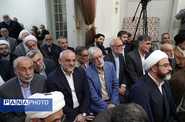دیدار جمعی از مسئولان ارشد سه قوه با رهبر انقلاب
