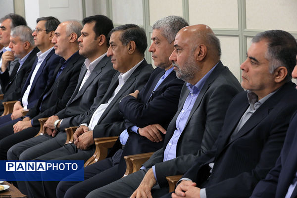 دیدار رئیس‌جمهور و اعضای هیأت دولت چهاردهم با رهبر معظم انقلاب