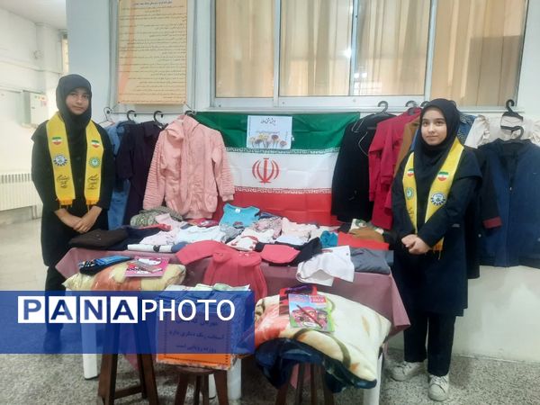 پویش مشق همدلی در دبیرستان شاهد شهید حمامی ناحیه ۶ مشهد
