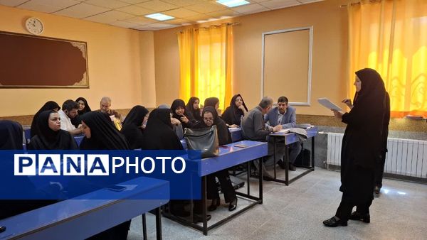 کارگاه طرح توانا و هم افزایی دانش سازمانی در تاحیه 6 مشهد