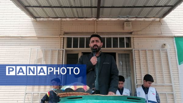 برنامه تجربه‌گردانی طرح مدرسه بدون پسماند در دبستان شهید رازدان ناحیه ۷ مشهد