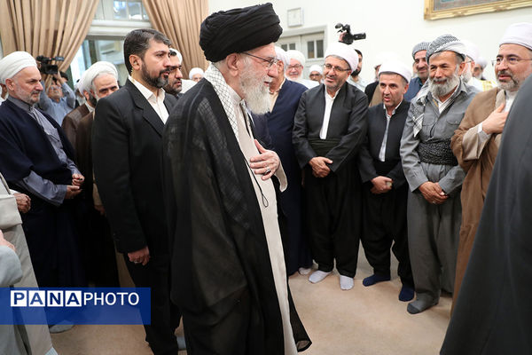 دیدار جمعی از علما و بزرگان اهل سنت کشور با رهبر انقلاب