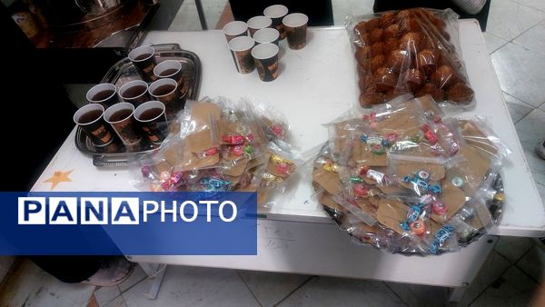 رویداد «لاله‌های روشن» همراه با استقبال از شهید گمنام