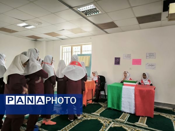 انتخابات شورای دانش آموزی در دبستان دخترانه شطیطه ۲