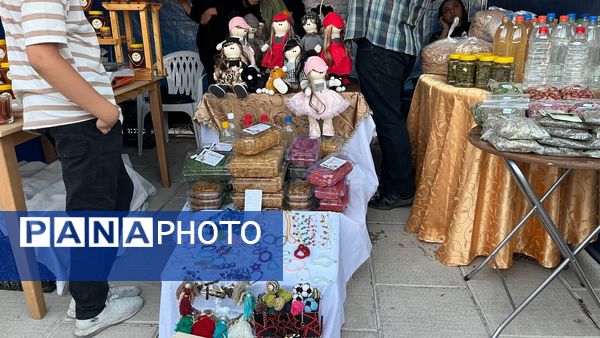 نمایشگاه «شکوه هجرت» و «طلایه داران اقتصاد ملی»