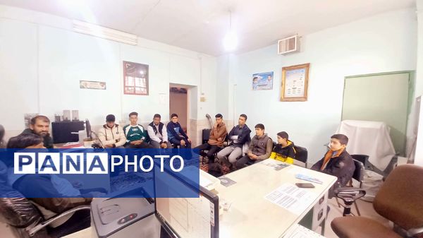 برگزاری جلسه فرمانده واحد‌های بسیج دانش‌آموزی در شهرستان خلیل‌آباد 