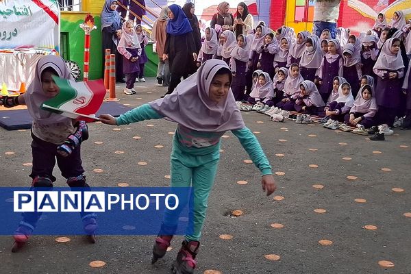 افتتاحیه المپیاد ورزشی درون مدرسه‌ ای در مدارس آزاده و راضیه شکرایی ناحیه دو شهرری 
