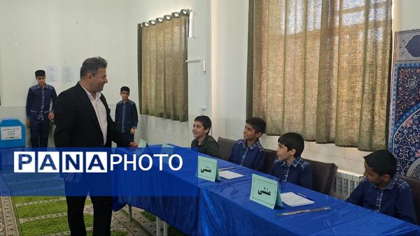 برگزاری انتخابات شورای دانش‌آموزی در مدارس شهرستان بافق