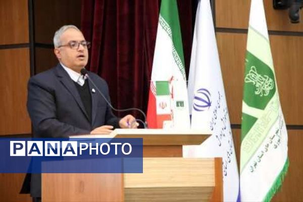 تقدیر از مسئولین سوادآموزی منطقه چهاردانگه به مناسبت کسب رتبه سوم استانی نهضت سوادآموزی 