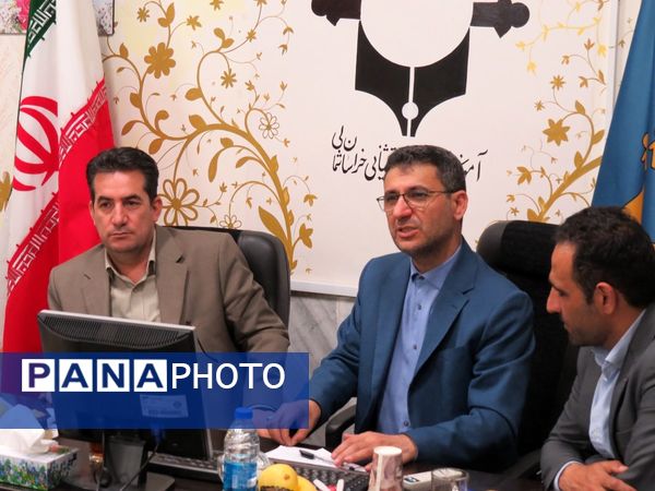 نشست معاون پیشگیری و تشخیص توانبخشی سازمان آموزش پرورش استثنایی کشور با مدیران مرکز  استان