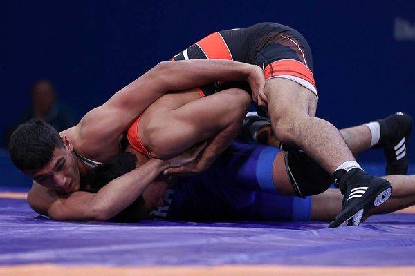 بازی‌های آسیایی جوانان‌؛ ‌صعود ۲ کشتی‌گیر به فینال و رده‌بندی/۲ آزادکار در گروه شانس مجدد