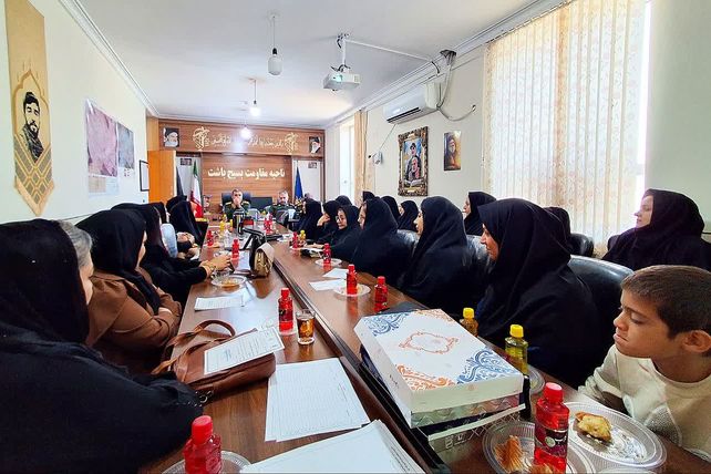 نشست هم‌اندیشی بانوان تأثیرگذار روستای شوش در باشت