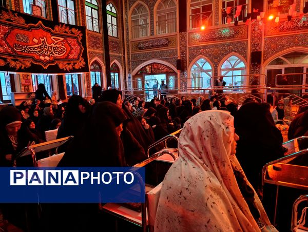 برگزاری مراسم شب سوم عزاداری اباعبدالله(ع) در تکیه ابوالفضلی نیشابور