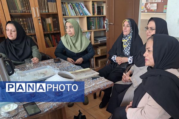 تعامل انجمن اولیا و مربیان در روزهای پایانی سال تحصیلی 