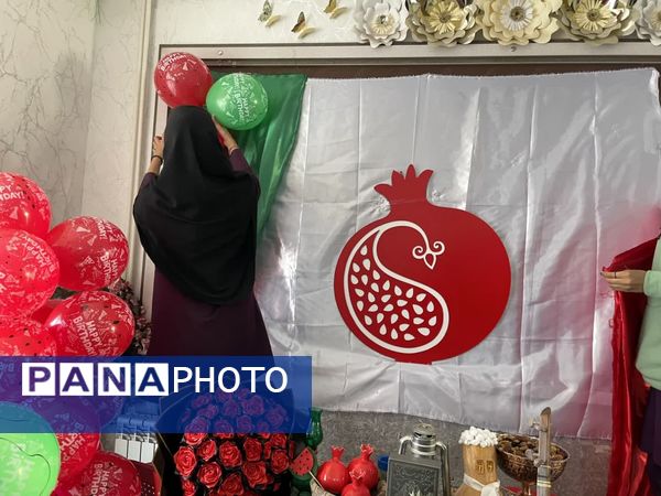 برگزاری جشن باستانی یلدا در دبیرستان دخترانه ابویی‌نژاد