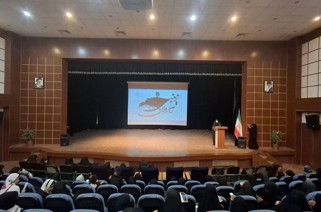 برگزاری همایش بزرگ اجتماع زینبی در شهرستان گرمسار 