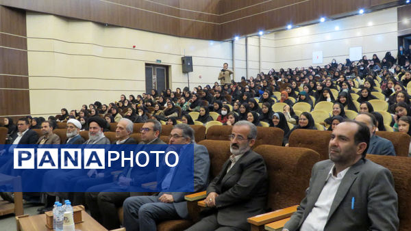 مراسم بزرگداشت روز دانشجو