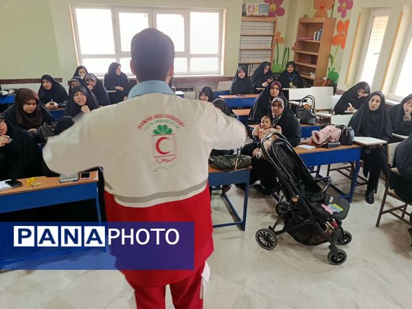 برگزاری کارگاه‌های مهارتی ویژه مربیان کاردان سازمان دانش‌آموزی قم