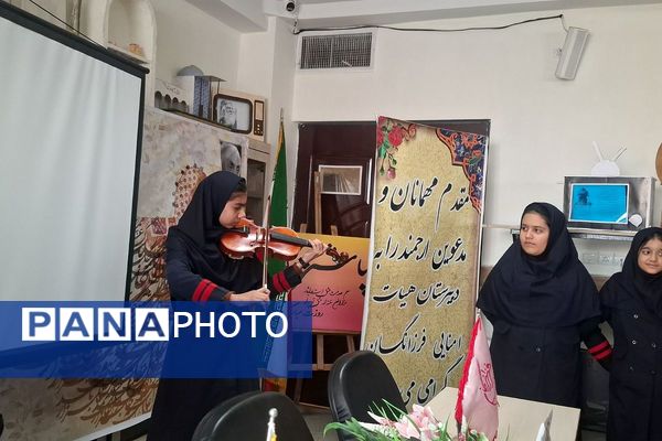 برگزاری دهه‌ ریاضیات در مدرسه هیات امنایی فرزانگان شهرستان ملارد
