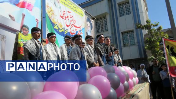 یوم الله ۱۳ آبان در شهرستان خلیل آباد 