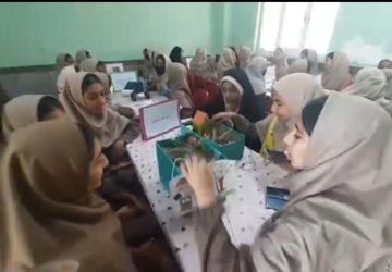 افتتاح کلاس هوشمند در دبیرستان محدثه رودان