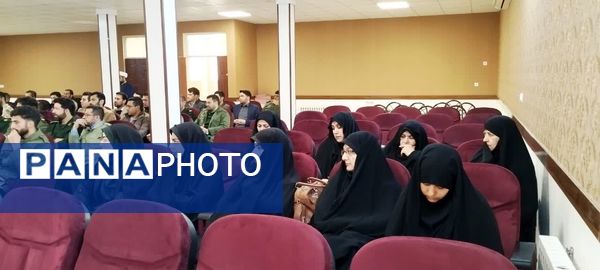  محفل نورانی انس با قرآن کریم در آموزش و پرورش کلات 