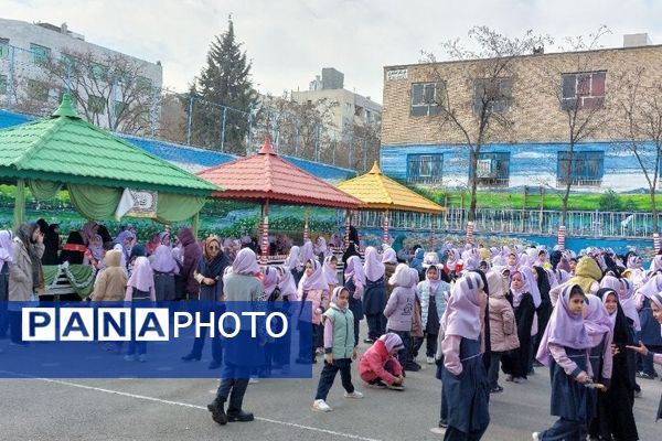 برپایی موکب حضرت رقیه(س) در دبستان شاهد تحقیقی ناحیه۶