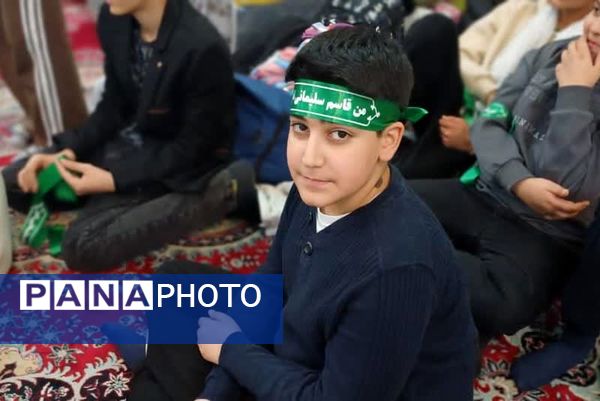 اعتکاف دانش‌آموزی در زرقان