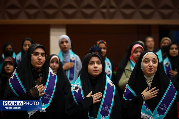 مراسم آموزش کاروان‌های عمره دانش‌آموزی به دانش‌آموزان عازم سرزمین وحی