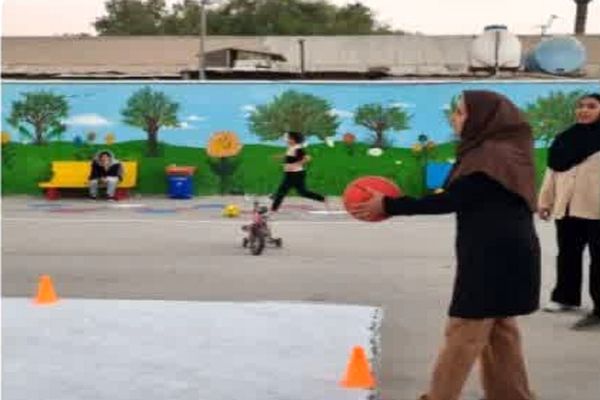 برگزاری مسابقات ورزشی خانوادگی فرهنگیان به مناسبت هفته تربیت بدنی و ورزش در شهرستان خارک