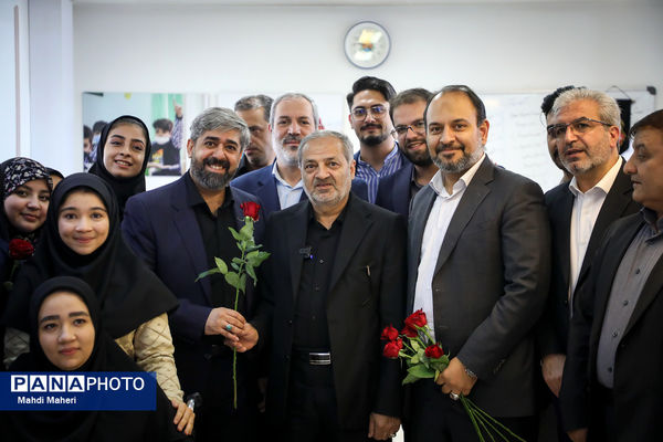 حضور وزیر آموزش و پرورش در خبرگزاری پانا به‌مناسبت روز خبرنگار