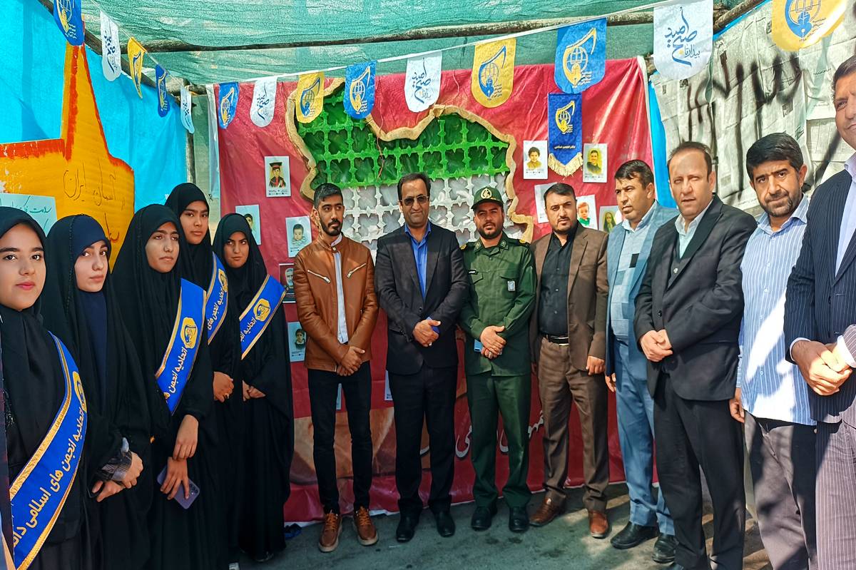 سیزده آبان نماد ایستادگی ملت ایران در برابر استکبار جهانی است