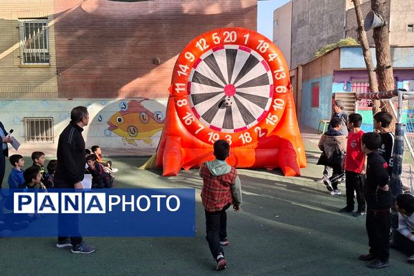 اردوی درون مدرسه ای در دبستان شاهد شهید قدوسی ناحیه دو شهرری 