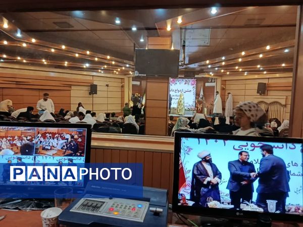 جشن باشکوه پیوند ۷۰ زوج دانشجوی دانشگاه آزاد اسلامی کاشان