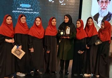 حضور مدیر کل آموزش و پرورش شهرستانهای تهران در آیین تجلیل از معلمان نمونه در ایوان ری