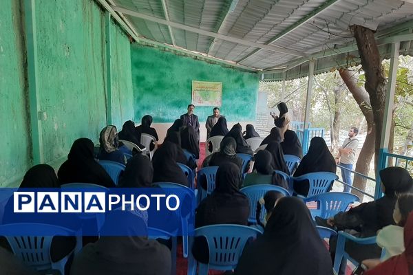 برگزاری دوره توانمندسازی دانش‌آموزان و والدین ناحیه 5 مشهد