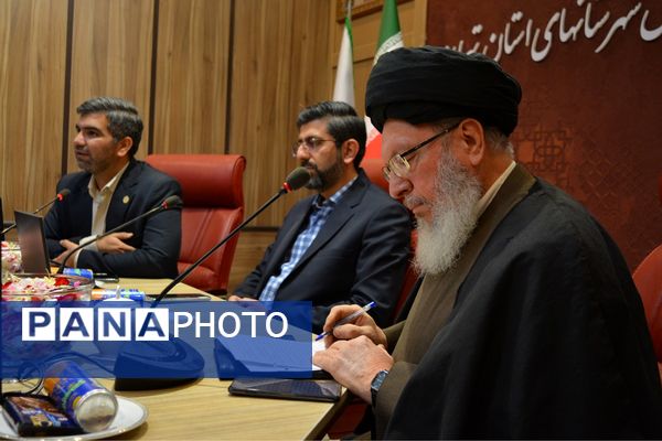 بدرقه دانش‌آموزان عمره‌گزار شهرستان‌های استان تهران