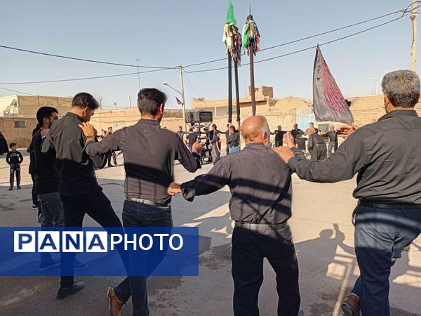 آیین سنتی"حسن - حسین"در روز اربعین حسینی در خلیل آباد