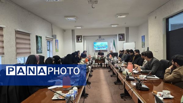 نشست هم‌اندیشی دبیران کانون‌های فرهنگی و انجمن‌های علمی پردیس آیت الله خامنه‌ای گرگان