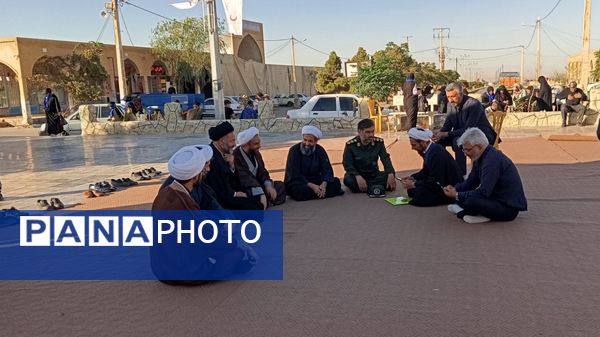 روز اول پیاده روی کاروان نورالرضا به سمت حرم مطهر رضوی