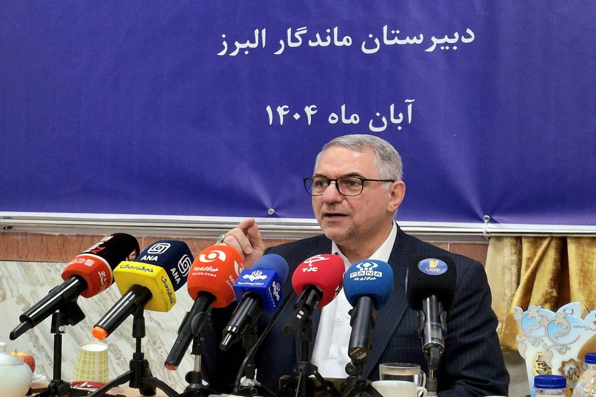 مطمئن‌ترین و ماندگارترین راه برای دستیابی به پیشرفت کشور، بازگشت به مدرسه و احیای مدرسه است