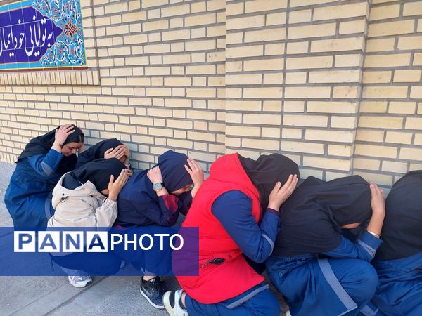 مانور زلزله در مدرسه مرحوم عباسی ملکان