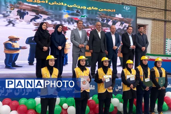 انتخابات شور انگیز ورزشی با حضور مسئولین آموزش و پرورش و جوانه های ورزش در اسلامشهر 