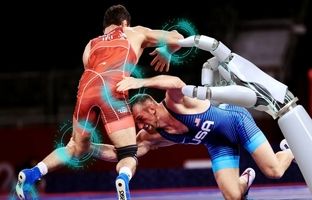 کنفرانس جهانی UWW برگزار شد: لالوویچ: هوش مصنوعی و MMA بازوی آینده کشتی خواهند بود